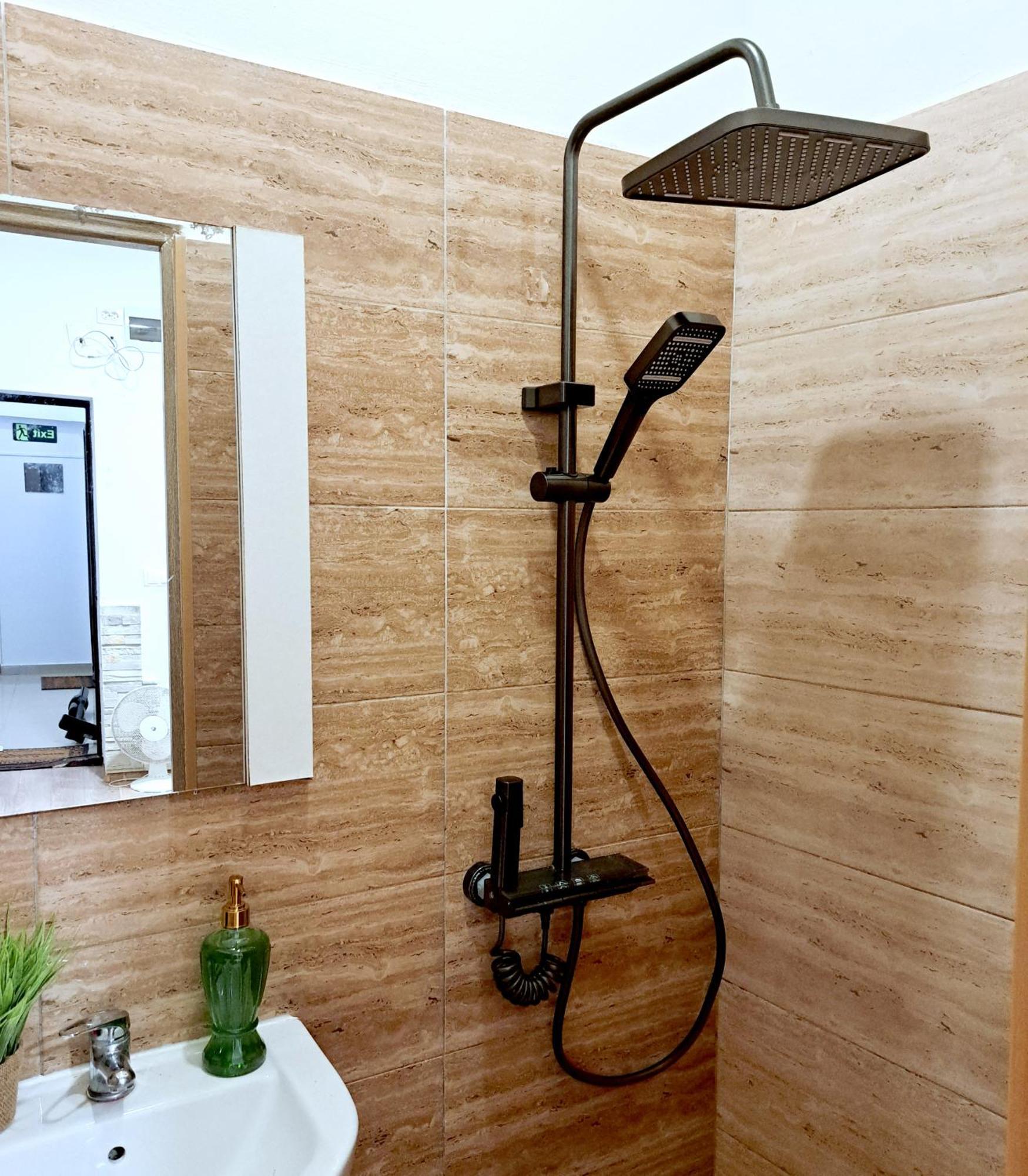Regim Hotelier Pietonala Oradea Luaran gambar